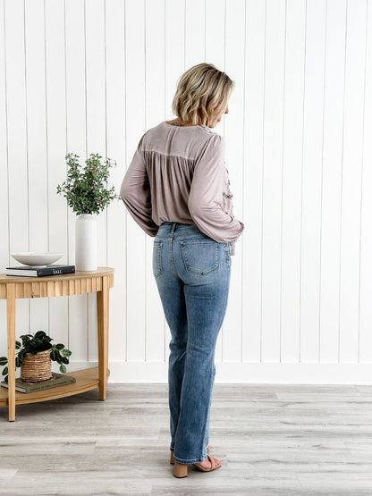 🍂Calça jeans bootcut com controle de barriga, o Santo Graal👖