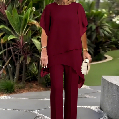 Conjunto encantador de blusa irregular e calça pantalona