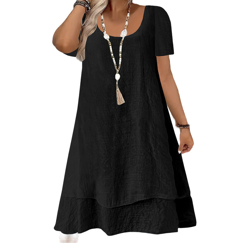 Vestido casual de manga curta e corte largo para mulher