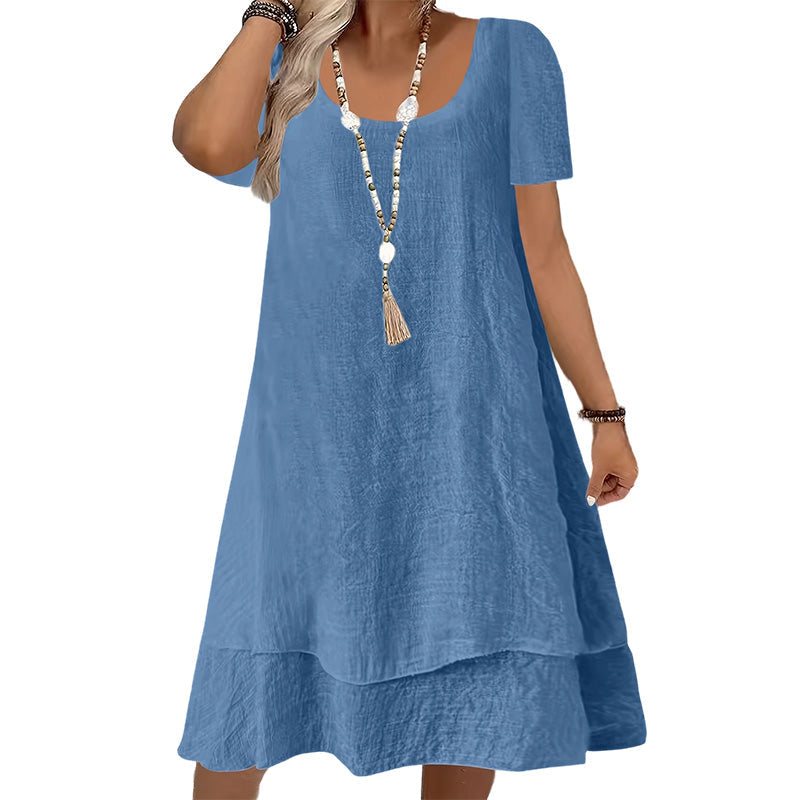 Vestido casual de manga curta e corte largo para mulher
