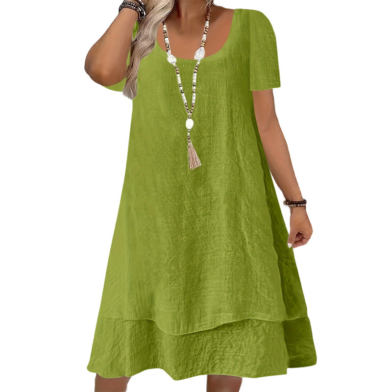 Vestido casual de manga curta e corte largo para mulher