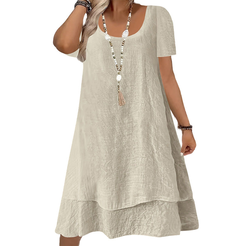 Vestido casual de manga curta e corte largo para mulher